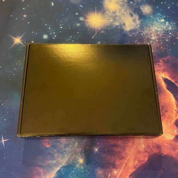 Distressed Rutherford Jeans - Picture 8 of 8